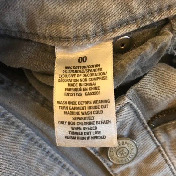 Gray Low-Rise Denim Shorts - Picture 4 of 5